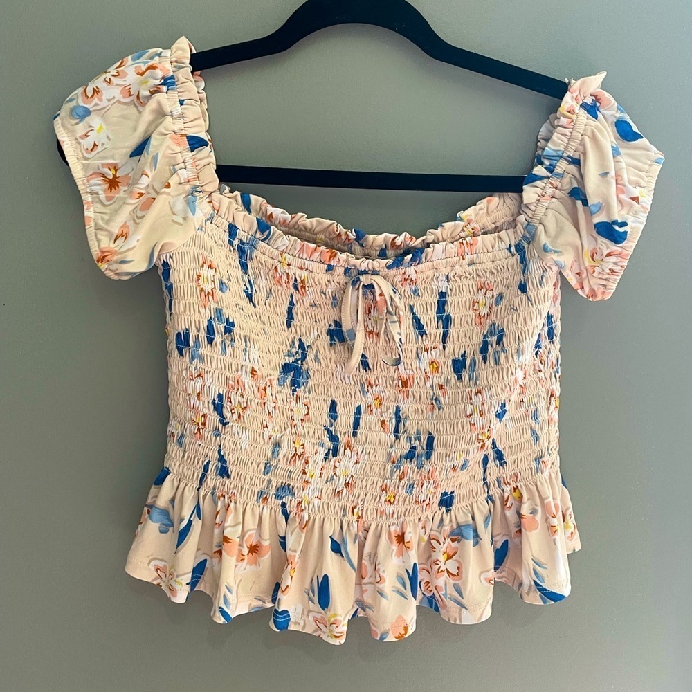 BCBGeneration Cream Flutter Sleeve Smocked Blouse